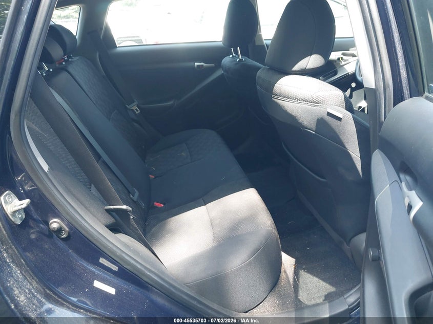 2010 Pontiac Vibe VIN 5Y2SL6E84AZ401792 IAAI salvage auction — NORMAL WEAR, Clear (Massachusetts), sold $300 on 2026-07-28 (photo 8)