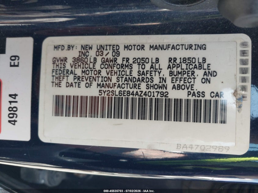 2010 Pontiac Vibe VIN 5Y2SL6E84AZ401792 IAAI salvage auction — NORMAL WEAR, Clear (Massachusetts), sold $300 on 2026-07-28 (photo 9)