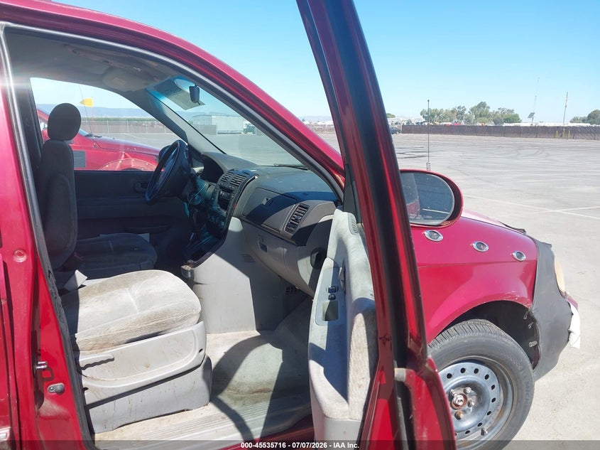 2005 Kia SEDONA VIN KNDUP131156618567 IAAI salvage auction — NORMAL WEAR, Clear - Dealer Only (California), sold $350 on 2026-07-14 (photo 5)