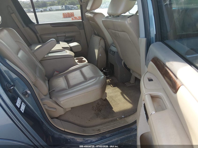 2011 Nissan Armada VIN 5N1BA0NE5BN608382 IAAI salvage auction — NORMAL WEAR, Clear (Missouri), sold $900 on 2026-07-09 (photo 8)