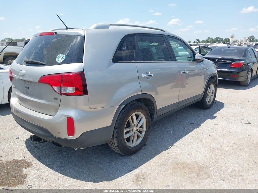 2015 Kia Sorento VIN 5XYKT4A75FG609431 IAAI salvage auction — NORMAL WEAR, Original (Texas), sold $875 on 2026-08-01 (photo 4)