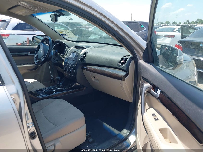 2015 Kia Sorento VIN 5XYKT4A75FG609431 IAAI salvage auction — NORMAL WEAR, Original (Texas), sold $875 on 2026-08-01 (photo 5)