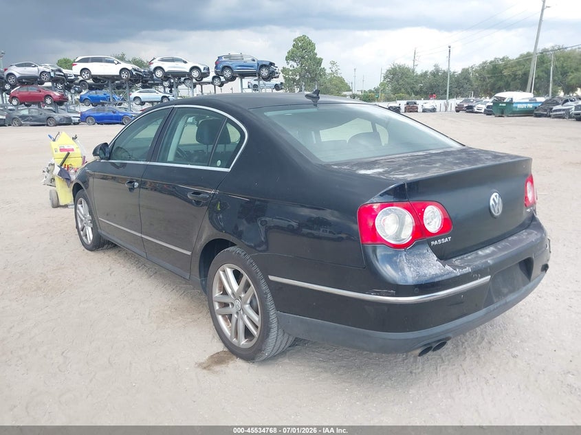 2008 Volkswagen Passat VIN WVWEK73C78P074260 IAAI salvage auction — REAR END, Rebuildable (Florida), sold $350 on 2026-07-12 (photo 3)