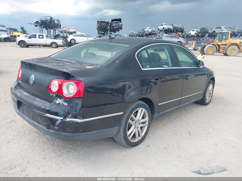 2008 Volkswagen Passat VIN WVWEK73C78P074260 IAAI salvage auction — REAR END, Rebuildable (Florida), sold $350 on 2026-07-12 (photo 4)