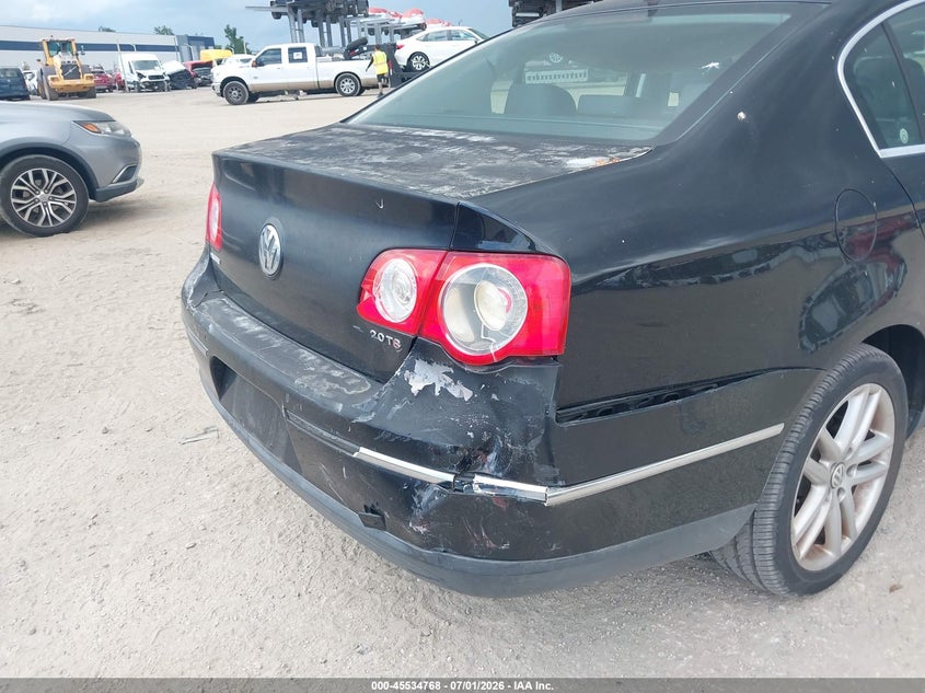 2008 Volkswagen Passat VIN WVWEK73C78P074260 IAAI salvage auction — REAR END, Rebuildable (Florida), sold $350 on 2026-07-12 (photo 6)