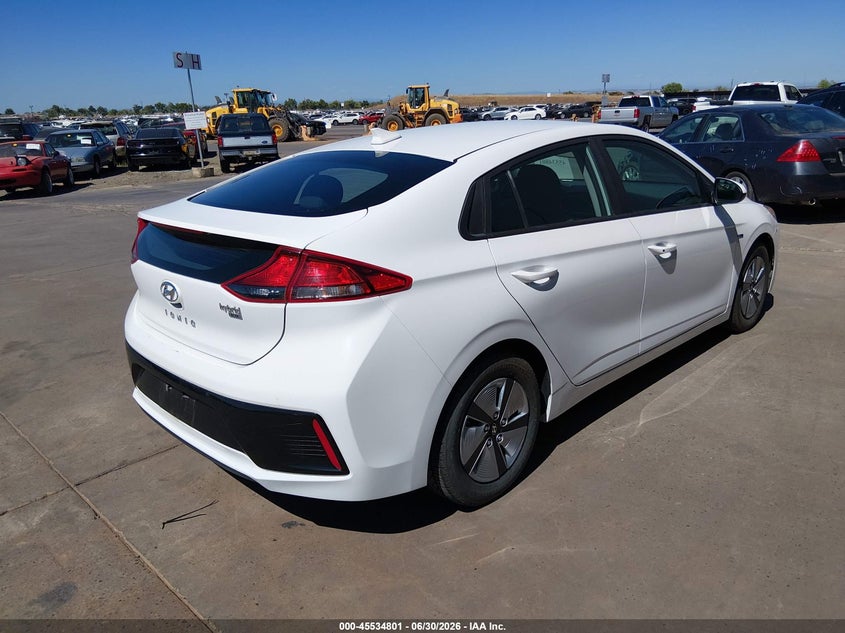 2019 Hyundai Ioniq hybrid VIN KMHC65LC4KU162672 IAAI salvage auction — NORMAL WEAR, Sf97 (California), sold $50 on 2026-07-30 (photo 4)