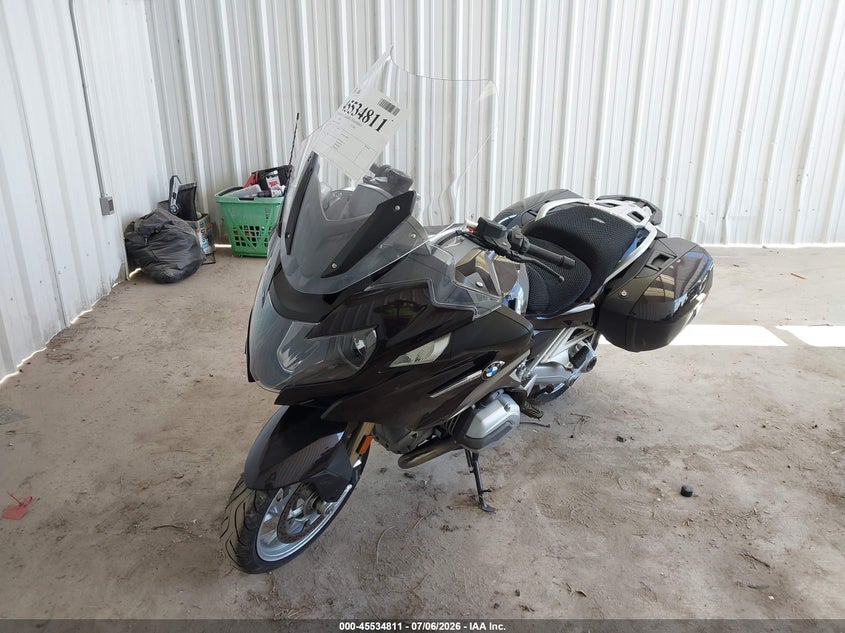 2015 BMW R 1200 VIN WB10A1305FZ191981 IAAI salvage auction — RIGHT SIDE, Salvage (Texas), sold $25 on 2026-07-22 (photo 2)