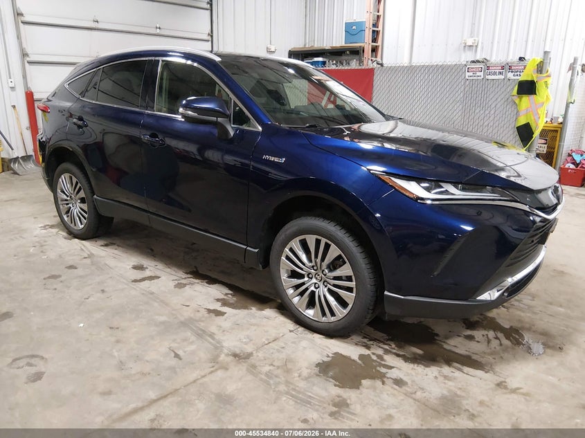 2021 Toyota Venza VIN JTEAAAAH7MJ028417 IAAI salvage auction — HAIL, Salvage (Iowa), sold $12,100 on 2026-07-28 (photo 1)