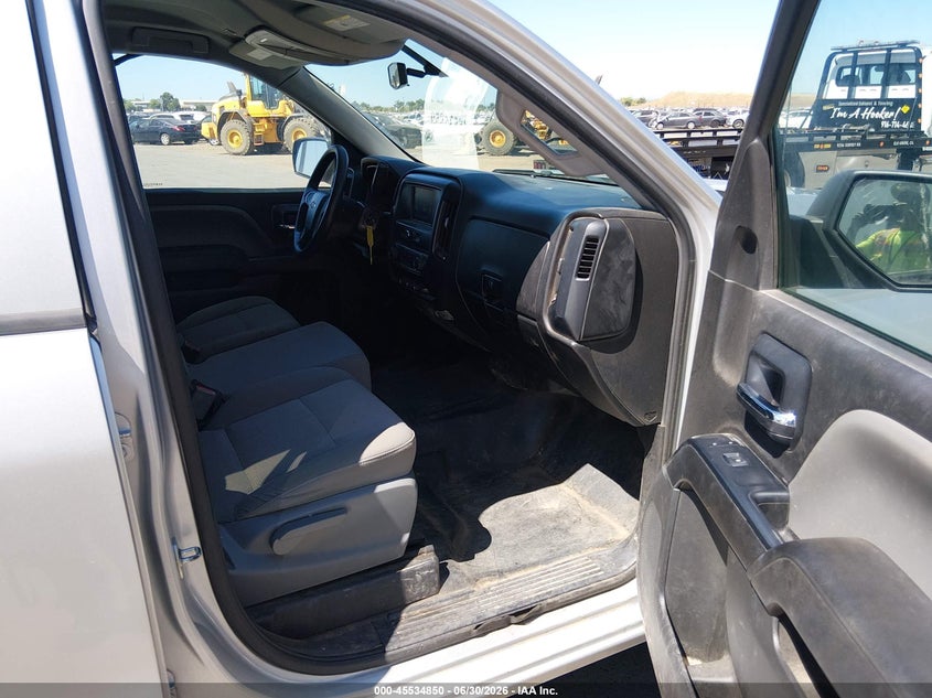 2018 Chevrolet Silverado 1500 VIN 3GCPCNEH2JG429610 IAAI salvage auction — NORMAL WEAR, Sf97 (California), sold $15,525 on 2026-07-30 (photo 5)