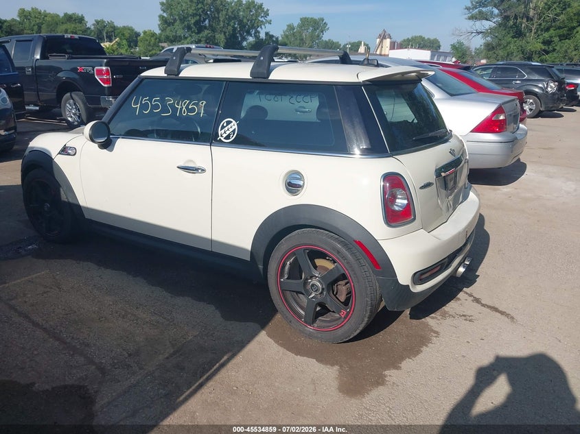 2013 Mini Hard top VIN WMWSV3C54DT477633 IAAI salvage auction — REAR END, Salvage (Kansas), sold $675 on 2026-08-26 (photo 3)