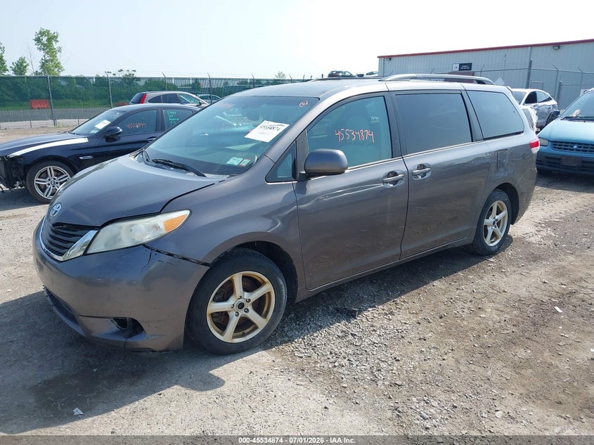 2012 Toyota Sienna VIN 5TDKK3DC0CS183782 IAAI salvage auction — NORMAL WEAR, Clear (New York), sold $950 on 2026-07-21 (photo 2)