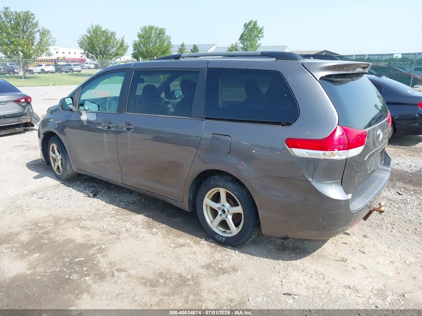 2012 Toyota Sienna VIN 5TDKK3DC0CS183782 IAAI salvage auction — NORMAL WEAR, Clear (New York), sold $950 on 2026-07-21 (photo 3)