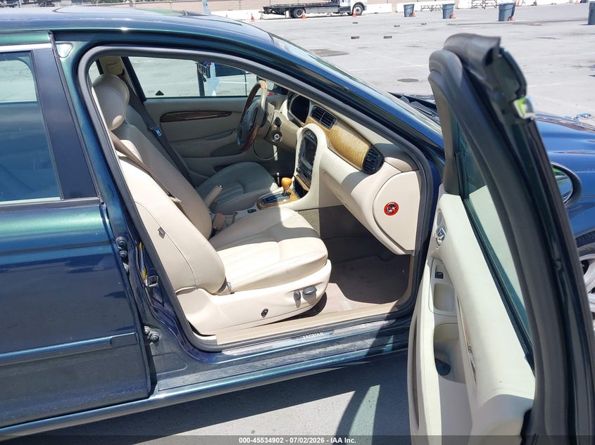 2002 Jaguar X type VIN SAJEA51C42WC28869 IAAI salvage auction — NORMAL WEAR, Clear - Dealer Only (California), sold $400 on 2026-07-13 (photo 5)
