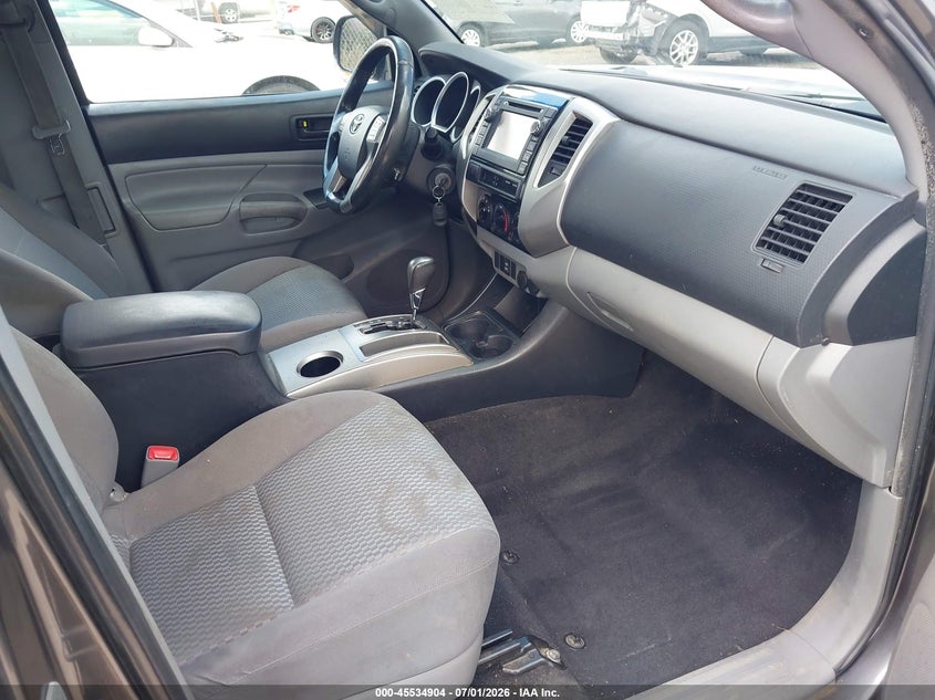 2013 Toyota Tacoma VIN 5TFTX4CN8DX027712 IAAI salvage auction — LEFT SIDE, Salvage Title, sold $25 on 2026-07-29 (photo 5)