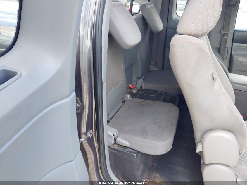 2013 Toyota Tacoma VIN 5TFTX4CN8DX027712 IAAI salvage auction — LEFT SIDE, Salvage Title, sold $25 on 2026-07-29 (photo 8)