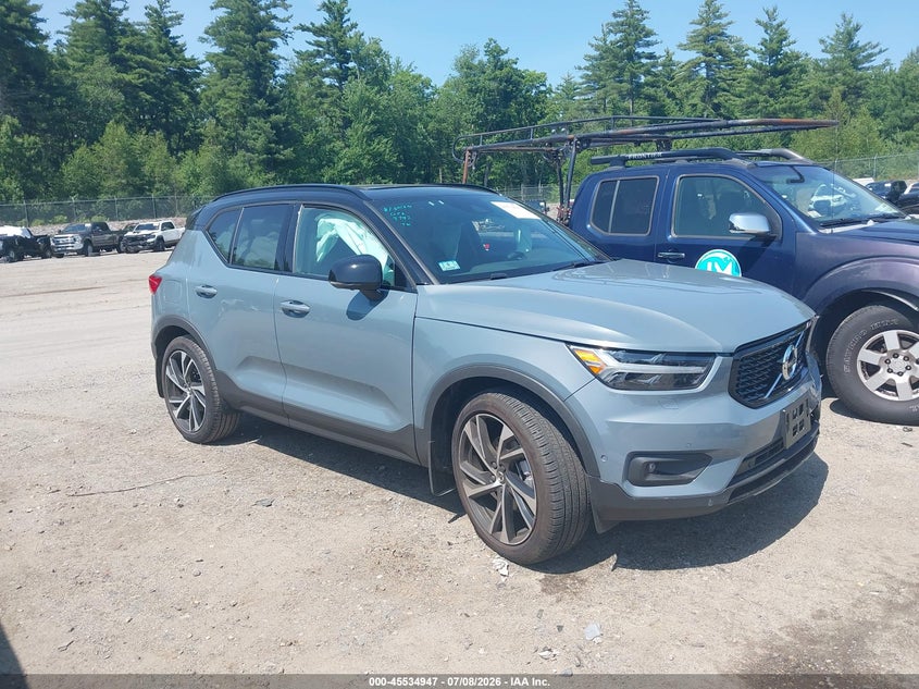 2022 Volvo Xc40 VIN YV4162UM6N2723792 IAAI salvage auction — FRONT END, Salvage Title, sold $11,600 on 2026-08-09 (photo 1)