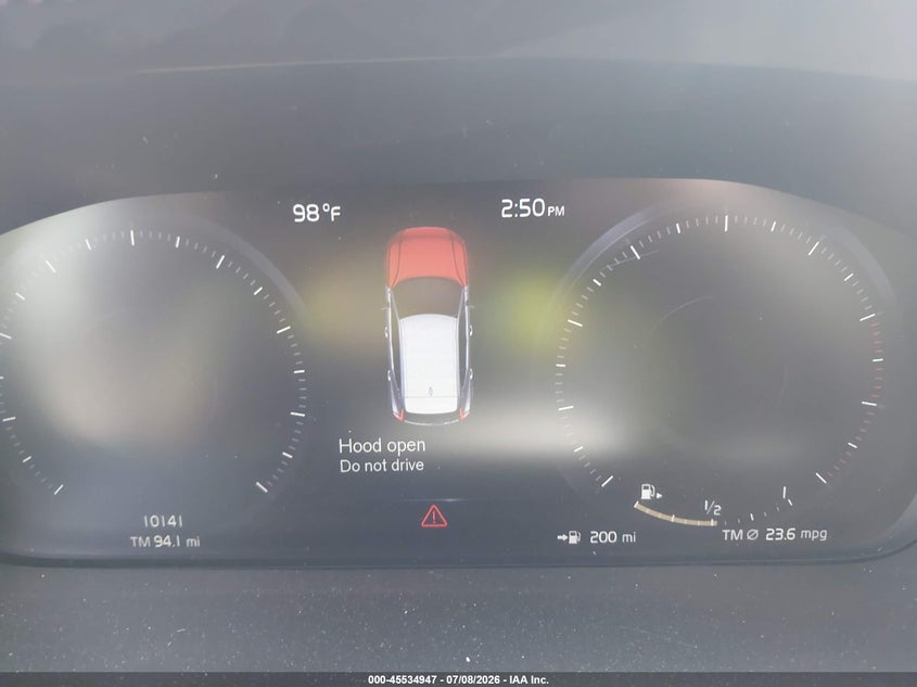 2022 Volvo Xc40 VIN YV4162UM6N2723792 IAAI salvage auction — FRONT END, Salvage Title, sold $11,600 on 2026-08-09 (photo 7)