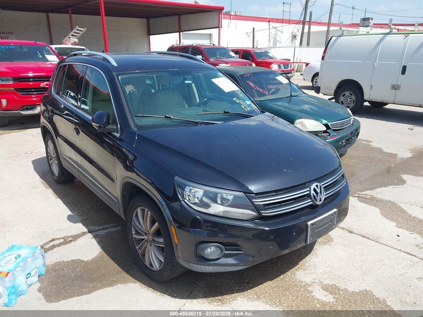 2012 Volkswagen Tiguan VIN WVGAV7AX5CW555789 IAAI salvage auction — NORMAL WEAR, Original (Texas), sold $425 on 2026-07-29 (photo 1)