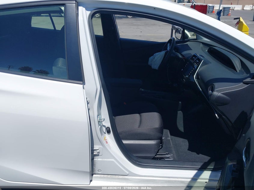 2022 Toyota Prius VIN JTDKAMFU6N3166570 IAAI salvage auction — FRONT END, Clear (California), sold $15,300 on 2026-07-20 (photo 5)