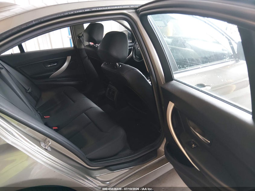 2016 BMW 3 series VIN WBA8A3C56GK551358 IAAI salvage auction — NORMAL WEAR, Clear (Delaware), sold $225 on 2026-07-30 (photo 8)