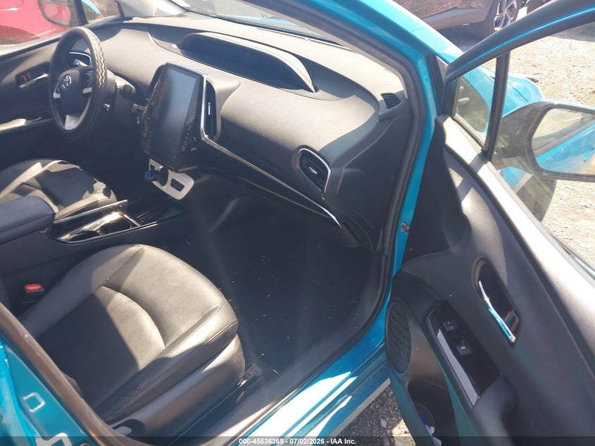 2017 Toyota Prius VIN JTDKARFP2H3037074 IAAI salvage auction — NORMAL WEAR, Clear (New York), sold $3,850 on 2026-07-08 (photo 5)