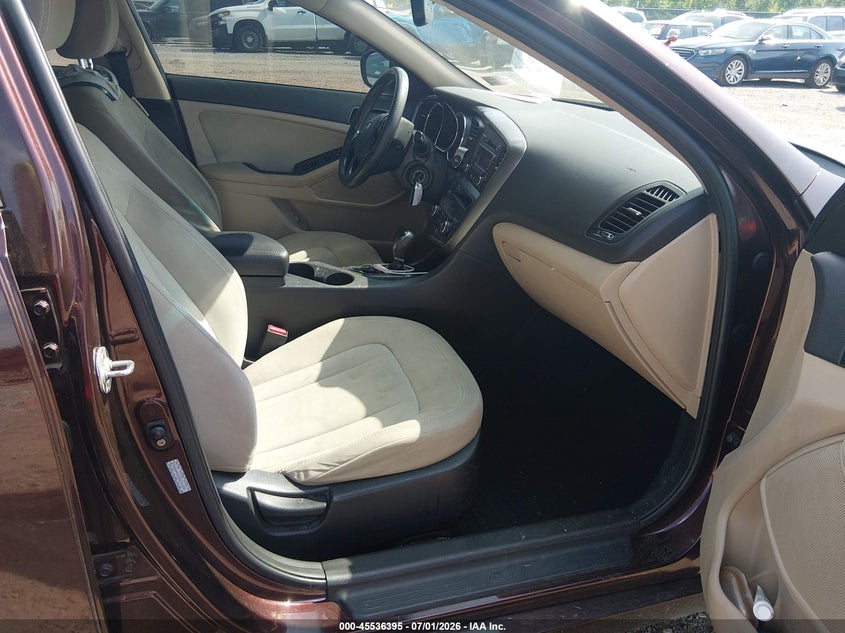 2011 Kia Optima VIN KNAGM4A74B5171620 IAAI salvage auction — LEFT REAR, Salvage (Pennsylvania), sold $700 on 2026-07-29 (photo 5)