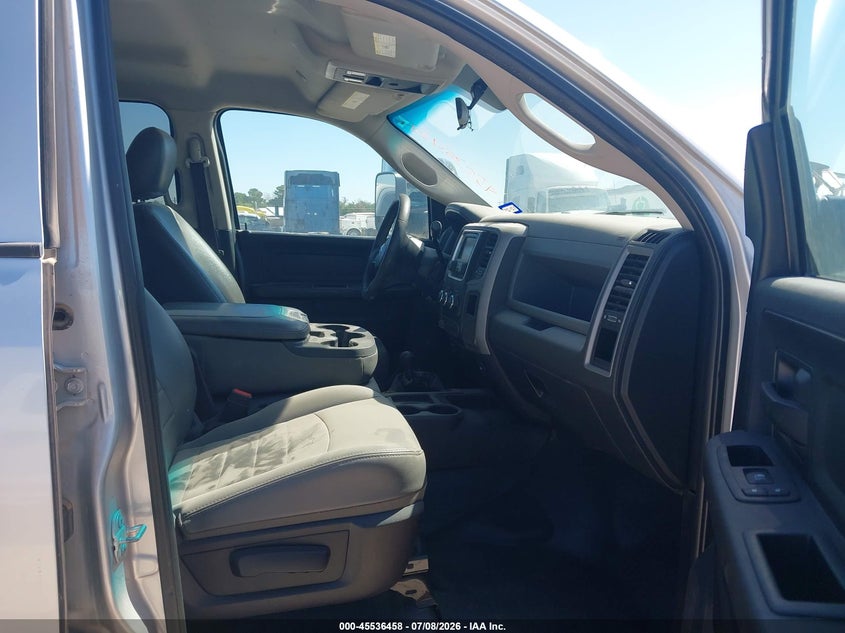 2017 Ram 5500 VIN 3C7WRNFL1HG520314 IAAI salvage auction — NORMAL WEAR, Enterprise Vehicles Clear Only (Texas), sold $9,350 on 2026-08-18 (photo 5)