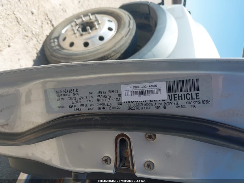 2017 Ram 5500 VIN 3C7WRNFL1HG520314 IAAI salvage auction — NORMAL WEAR, Enterprise Vehicles Clear Only (Texas), sold $9,350 on 2026-08-18 (photo 9)