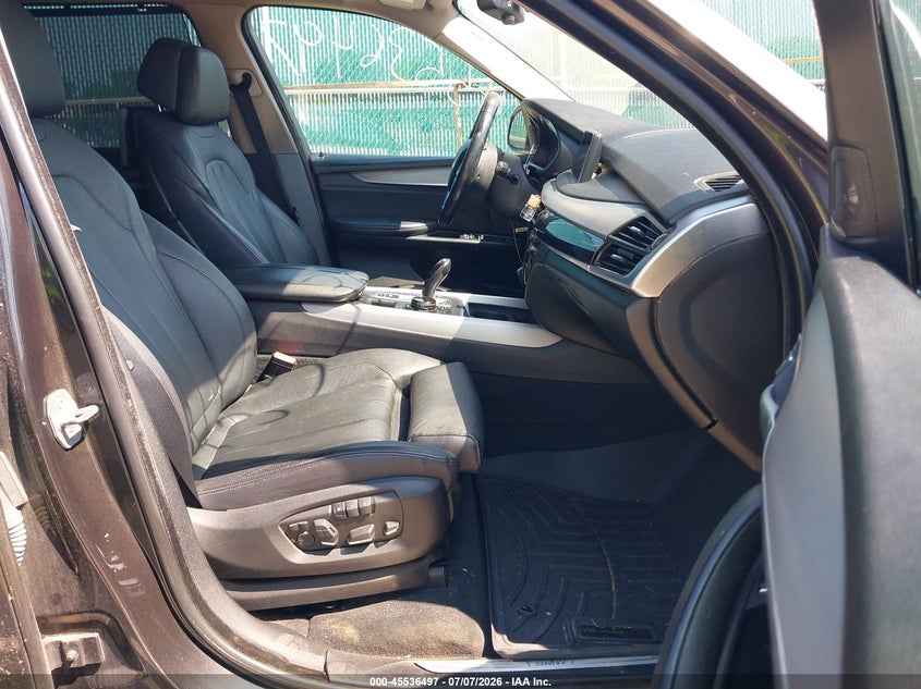 2014 BMW X5 VIN 5UXKR6C57E0C02903 IAAI salvage auction — NORMAL WEAR, Clear (Indiana), sold $25 on 2026-07-14 (photo 5)