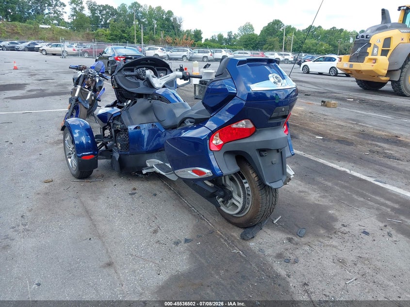 2010 Can-am Spyder roadster VIN 2BXJBKC15AV002131 IAAI salvage auction — SIDE, Salvage (North Carolina), sold $2,550 on 2026-07-23 (photo 3)