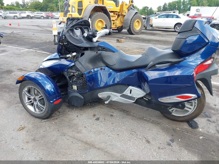 2010 Can-am Spyder roadster VIN 2BXJBKC15AV002131 IAAI salvage auction — SIDE, Salvage (North Carolina), sold $2,550 on 2026-07-23 (photo 9)