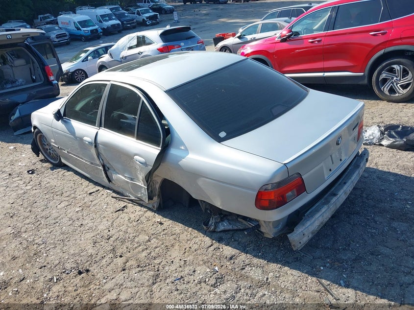 2000 BMW 5 series VIN WBADM6341YGU15464 IAAI salvage auction — REAR END, Salvage (Georgia), sold $325 on 2026-08-19 (photo 3)