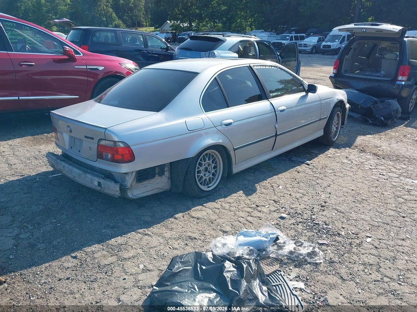 2000 BMW 5 series VIN WBADM6341YGU15464 IAAI salvage auction — REAR END, Salvage (Georgia), sold $325 on 2026-08-19 (photo 4)