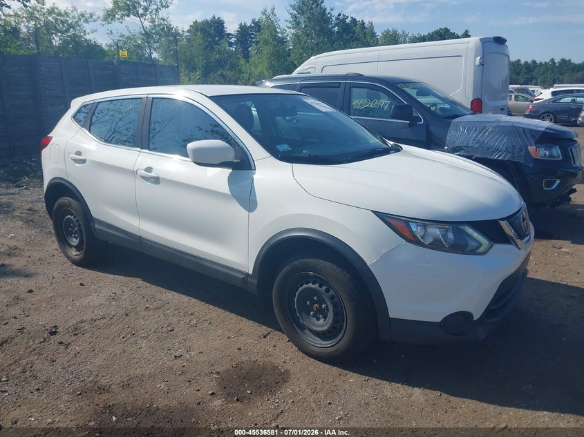 2018 Nissan Rogue sport VIN JN1BJ1CR0JW255514 IAAI salvage auction — NORMAL WEAR, Clear (Massachusetts), sold $2,050 on 2026-07-24 (photo 1)