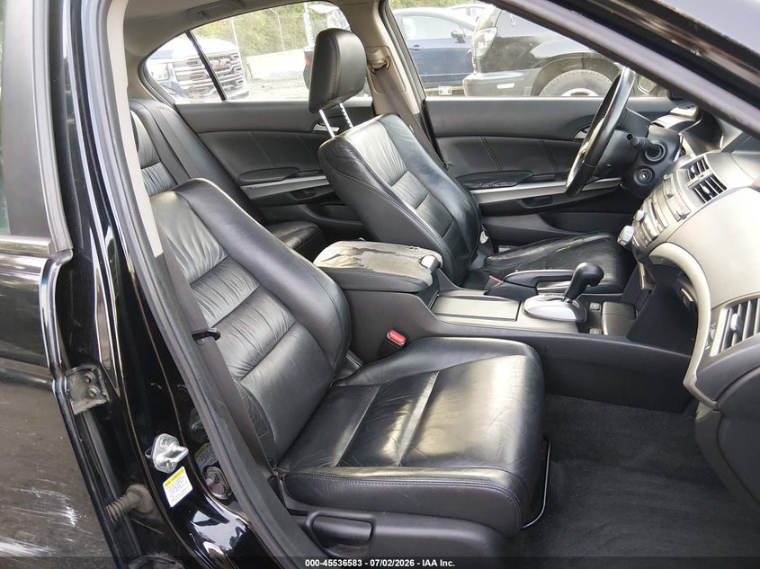 2009 Honda Accord VIN 1HGCP26809A036183 IAAI salvage auction — SIDE, Salvage - Greater Than 75% (Maryland), sold $600 on 2026-07-11 (photo 5)