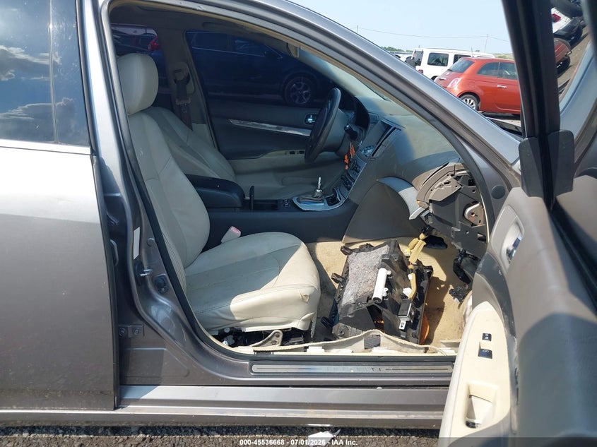 2009 Infiniti G37 VIN JNKCV61F99M051876 IAAI salvage auction — NORMAL WEAR, Clear (New Jersey), sold $475 on 2026-07-29 (photo 5)