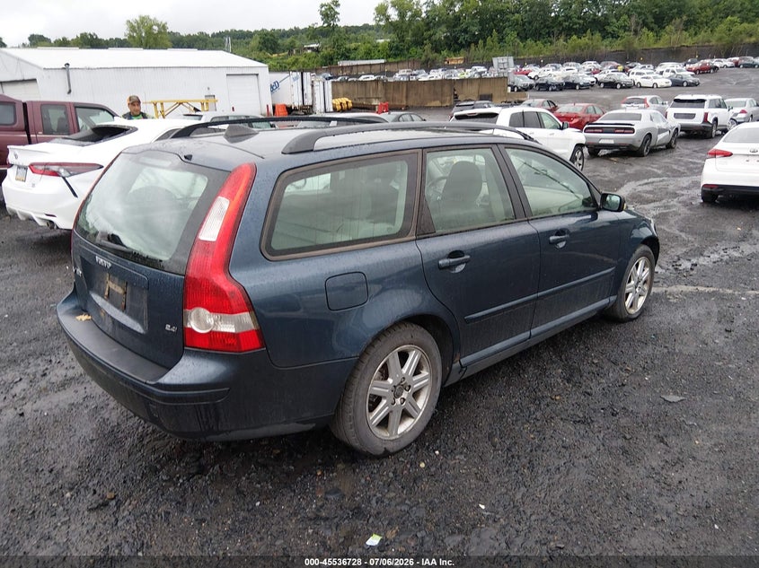 2006 Volvo V50 VIN YV1MW390462173855 IAAI salvage auction — LEFT SIDE, Salvage (Pennsylvania), sold $25 on 2026-08-11 (photo 4)
