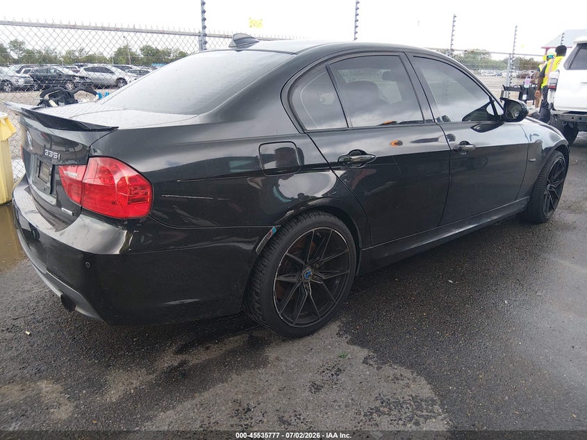 2011 BMW 3 series VIN WBAPM5C57BE576033 IAAI salvage auction — NORMAL WEAR, Clear (Louisiana), sold $225 on 2026-07-20 (photo 4)