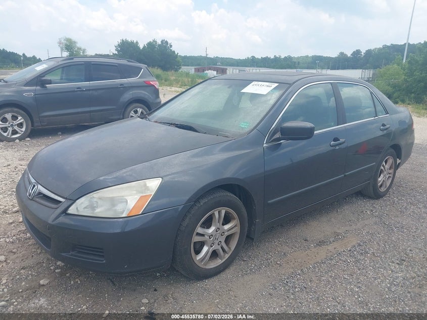 2007 Honda Accord VIN 1HGCM56877A100338 IAAI salvage auction — NORMAL WEAR, Clear (Alabama), sold $750 on 2026-07-20 (photo 2)
