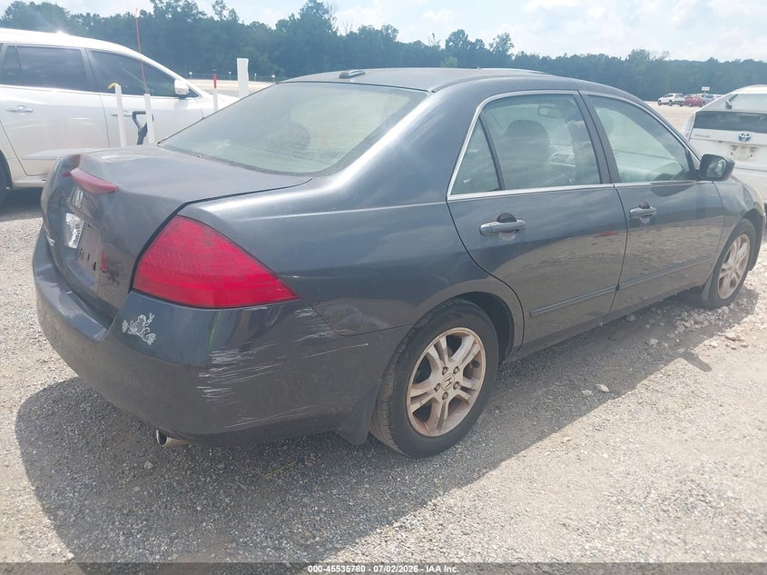 2007 Honda Accord VIN 1HGCM56877A100338 IAAI salvage auction — NORMAL WEAR, Clear (Alabama), sold $750 on 2026-07-20 (photo 4)