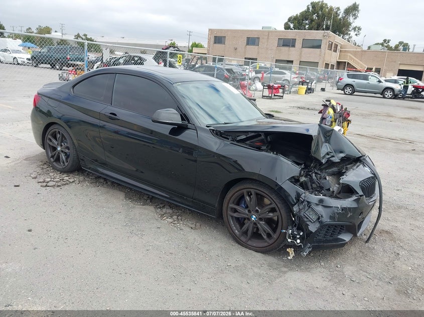 2017 BMW 2er VIN WBA2G1C38HV639027 IAAI salvage auction — RIGHT FRONT, Salvage Title, sold $6,600 on 2026-08-31 (photo 1)