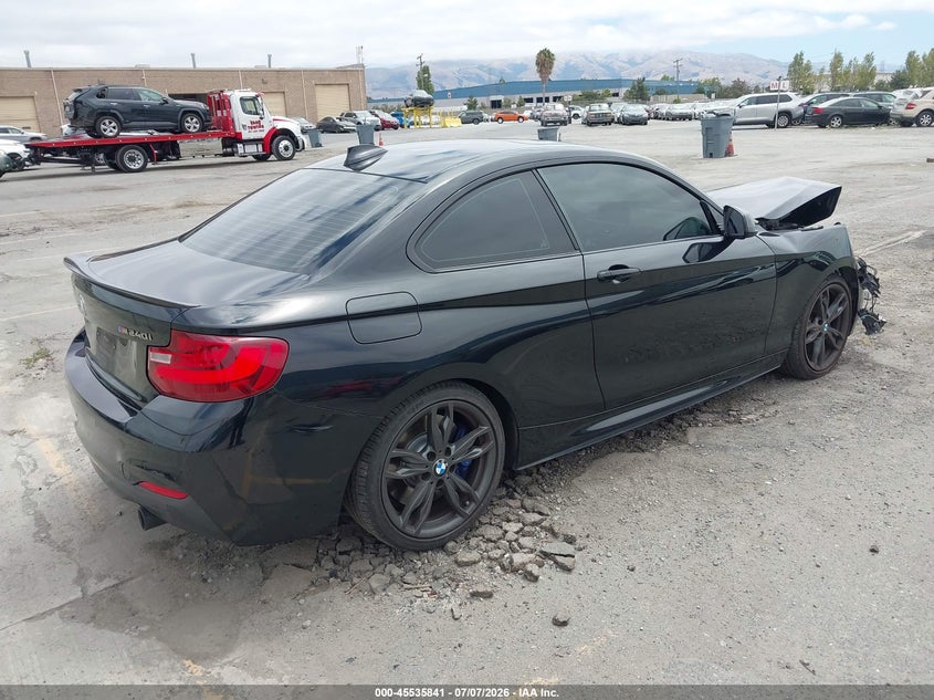 2017 BMW 2er VIN WBA2G1C38HV639027 IAAI salvage auction — RIGHT FRONT, Salvage Title, sold $6,600 on 2026-08-31 (photo 4)
