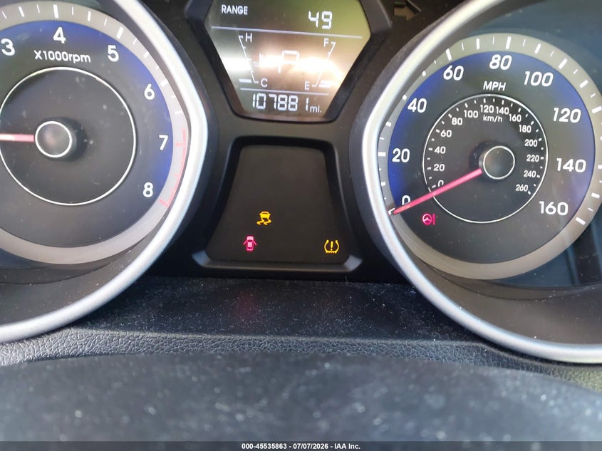 2015 Hyundai Elantra VIN KMHDH4AE1FU452550 IAAI salvage auction — SIDE, Salvage Title, sold $1,775 on 2026-07-31 (photo 7)