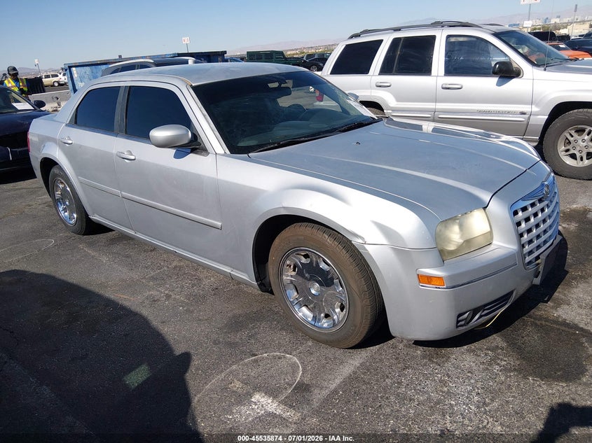 2005 Chrysler 300 VIN 2C3JA53G25H138931 IAAI salvage auction — NORMAL WEAR, Clear (California), sold $100 on 2026-07-24 (photo 1)