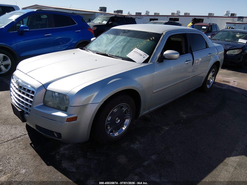 2005 Chrysler 300 VIN 2C3JA53G25H138931 IAAI salvage auction — NORMAL WEAR, Clear (California), sold $100 on 2026-07-24 (photo 2)