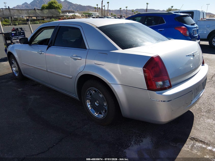 2005 Chrysler 300 VIN 2C3JA53G25H138931 IAAI salvage auction — NORMAL WEAR, Clear (California), sold $100 on 2026-07-24 (photo 3)