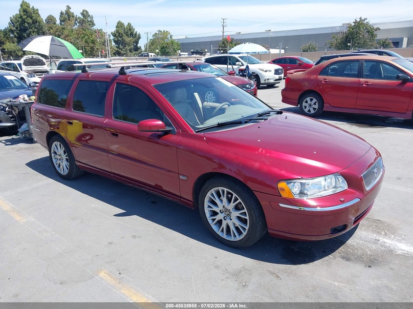 2006 Volvo V70 VIN YV1SW592262595885 IAAI salvage auction — NORMAL WEAR, Clear-Dealer Only (Arizona), sold $200 on 2026-07-29 (photo 1)