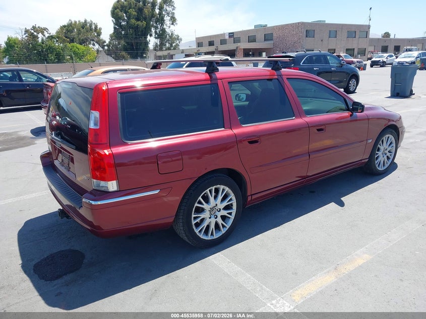 2006 Volvo V70 VIN YV1SW592262595885 IAAI salvage auction — NORMAL WEAR, Clear-Dealer Only (Arizona), sold $200 on 2026-07-29 (photo 4)