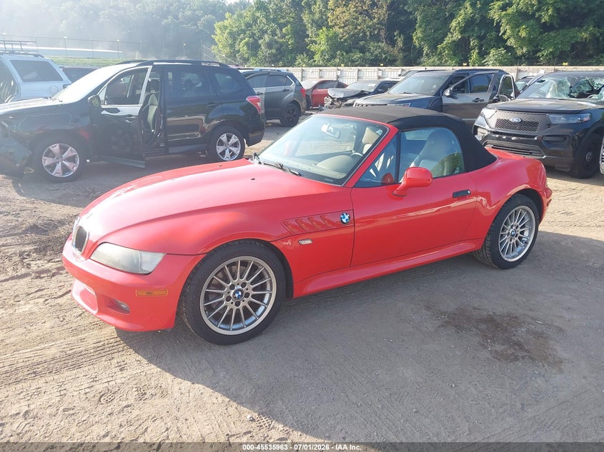 2001 BMW Z3 VIN WBACN53451LJ57384 IAAI salvage auction — NORMAL WEAR, Clear (Tennessee), sold $5,450 on 2026-07-08 (photo 2)
