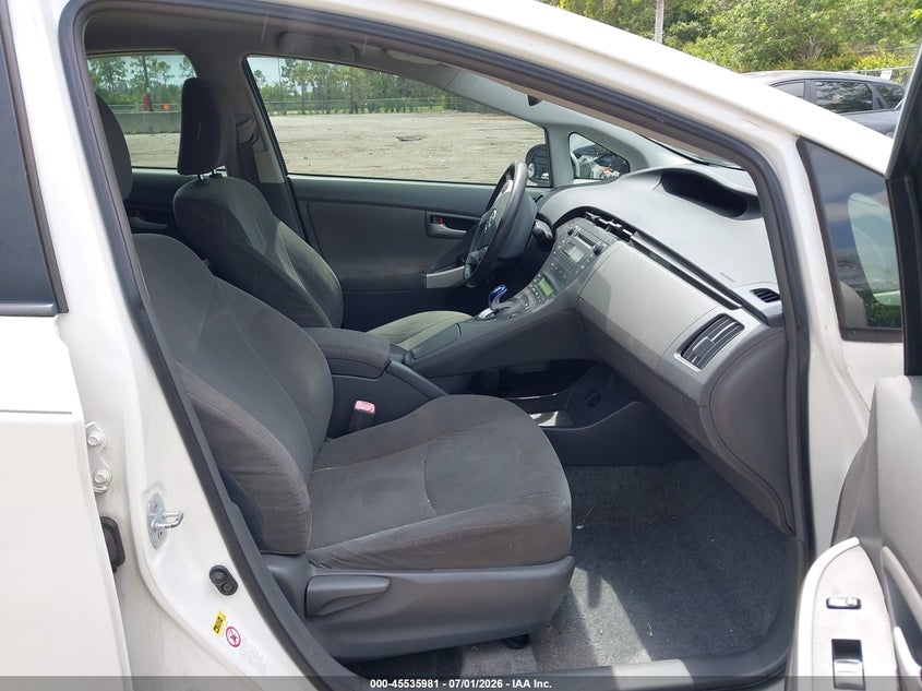 2011 Toyota Prius VIN JTDKN3DU0B0274049 IAAI salvage auction — NORMAL WEAR, Clear (Florida), sold $1,650 on 2026-07-13 (photo 5)